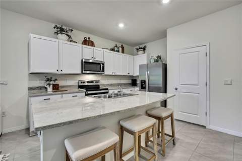 16662 Maude Drive, Wimauma FL - photo 11 of 67