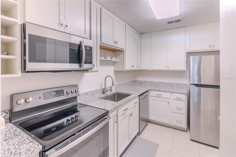 2 bedroom Condominium at 3063 NW 28th Circle #3063, Tiffany, Gainesville — photo 3