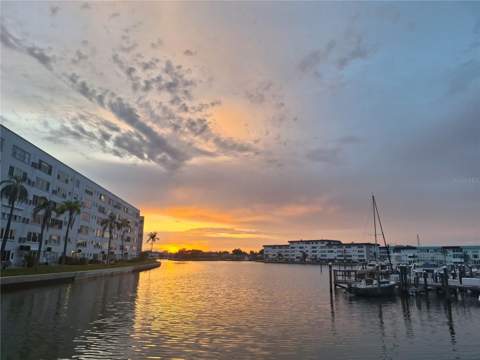 3128 59th Street #115, Gulfport FL - photo 24 of 26