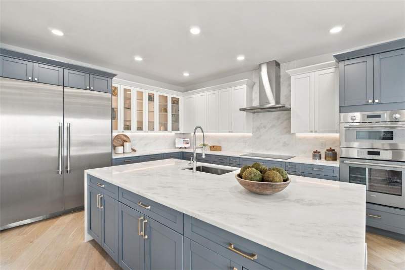 5 bedroom Single Family Residence at 7176 S Shore Drive, Pasadena Isle, South Pasadena — photo 3