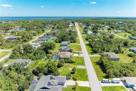 6006 Gillot Boulevard, Port Charlotte FL - photo 13 of 68