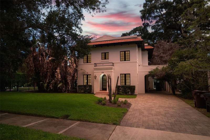 4 bedroom Single Family Residence at 906 ALHAMBRA COURT, EDGEWATER HEIGHTS, ORLANDO — photo 4