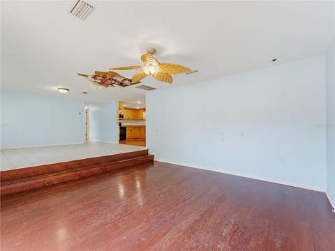 1116 E Oakwood Street, Tarpon Springs FL - photo 15 of 68