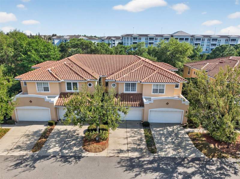 3 bedroom Townhouse at 184 Valencia Circle, Villas Of Carillon, St Petersburg — photo 3