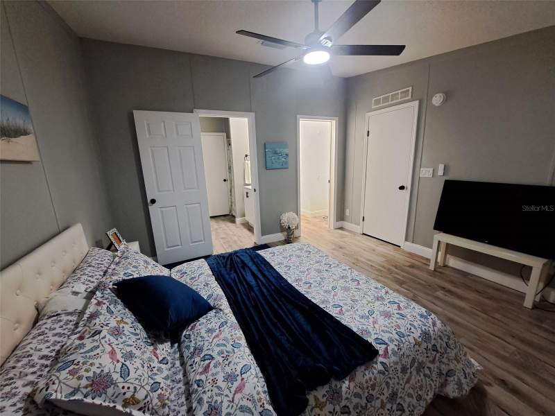 3 bedroom Manufactured Home at 3707 Silver Lake Drive, Silver Lake Estates, Kissimmee — photo 3