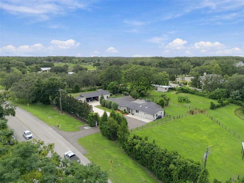 4 bedroom Single Family Residence at 19902 Gunn Highway, Odessa, Odessa — photo 2