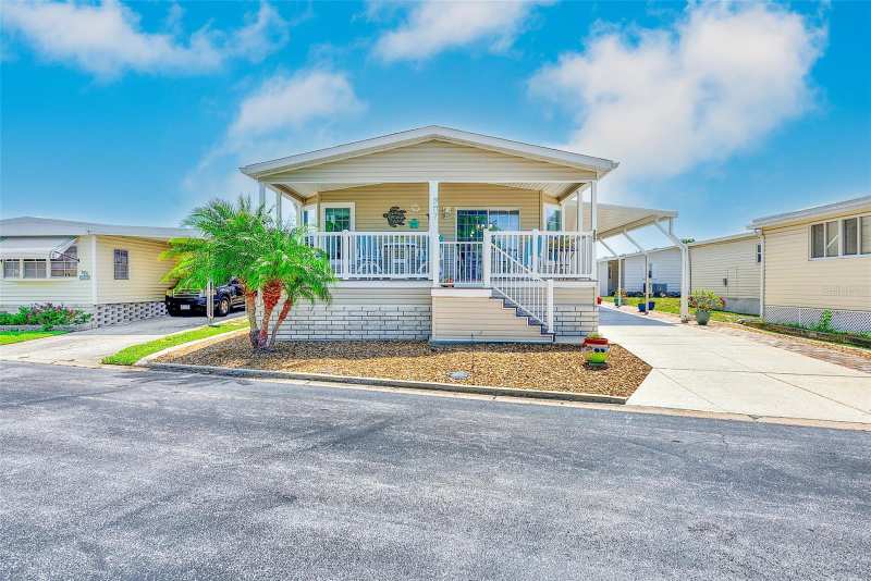 3 bedroom Manufactured Home at 9790 66th Street #307, Clearwater Cascade M/H Park Unrec, Pinellas Park — photo 1