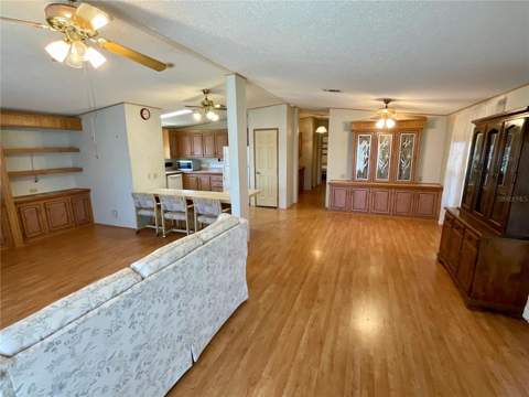 35935 Tanda Circle, Zephyrhills FL - photo 14 of 36