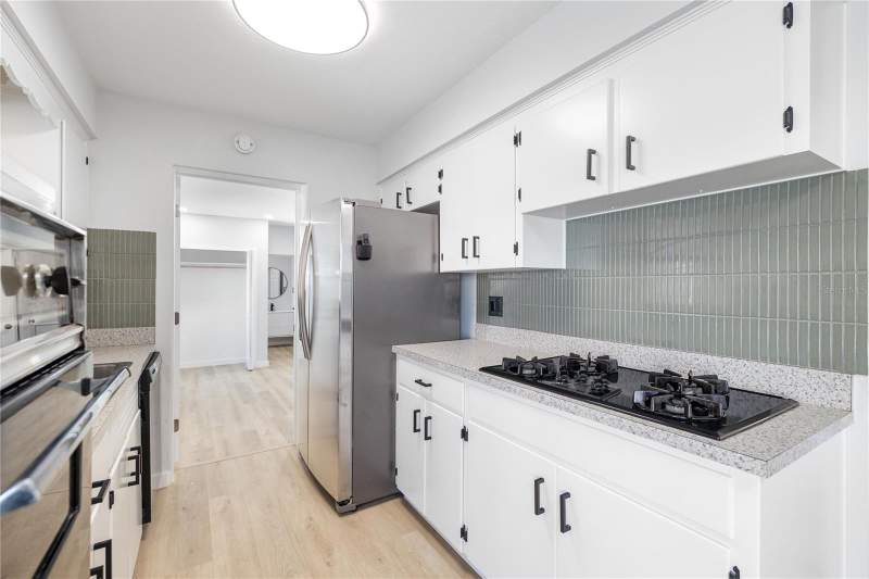 4 bedroom Single Family Residence at 1401 MOSELLE AVENUE, CORRINE TERRACE, ORLANDO — photo 5