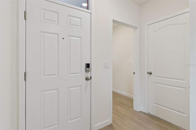 3 bedroom Single Family Residence at 1364 Grand Flora Lane, Concorde Ph 3, Sanford — photo 2