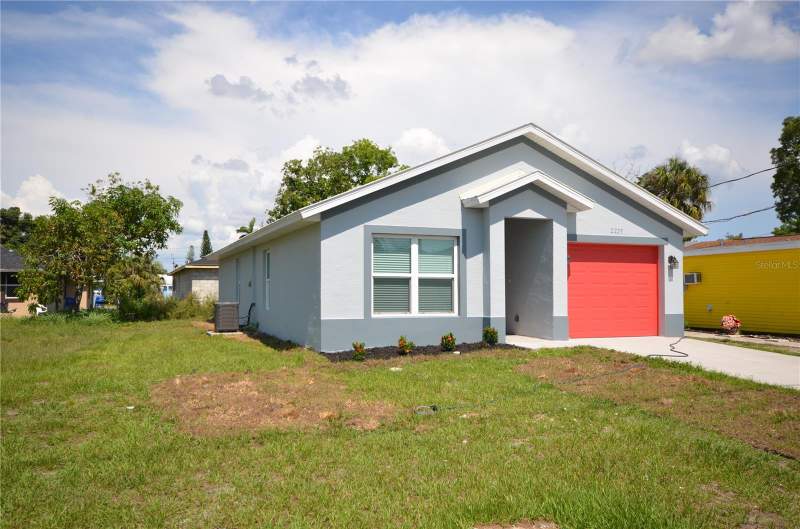 3 bedroom Single Family Residence at 2225 Carver Avenue, Carver Park, Fort Myers — photo 2