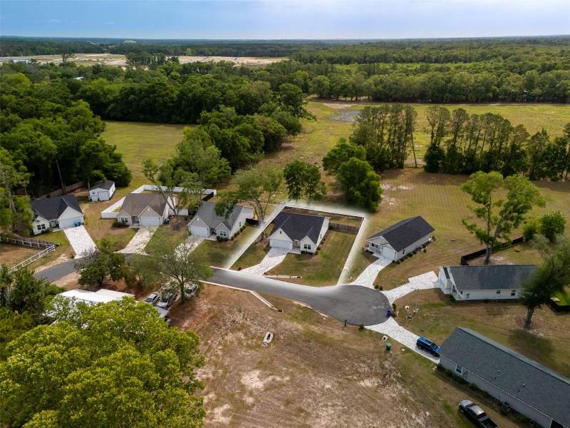 3 bedroom Single Family Residence at 217 SW 246th Way, Cedar Estates Of Newberry, Newberry — photo 5