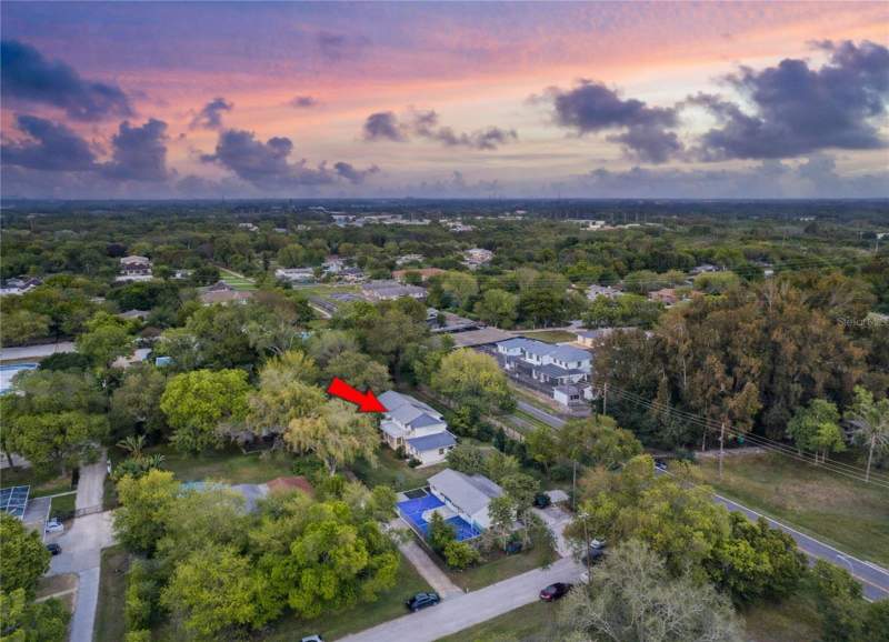 6 bedroom Single Family Residence at 10852 131st Street, Norris Acre, Largo — photo 4