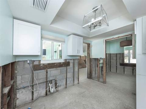 875 Bruce Avenue, Clearwater FL - photo 13 of 34