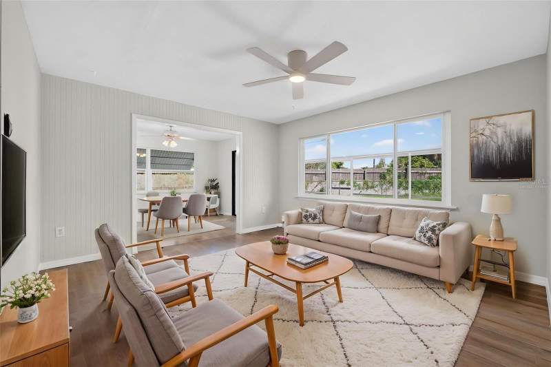 3 bedroom Single Family Residence at 847 JORDAN AVENUE, SKYLAKE, ORLANDO — photo 2
