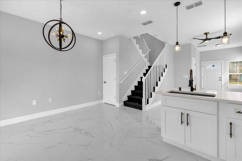3 bedroom Single Family Residence at 2404 CENTER STREET, MIDWAY, SANFORD — photo 5