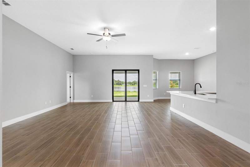 5 bedroom Single Family Residence at 13483 Lake Gallagher Drive, Lake Gallagher Sub, Dover — photo 5