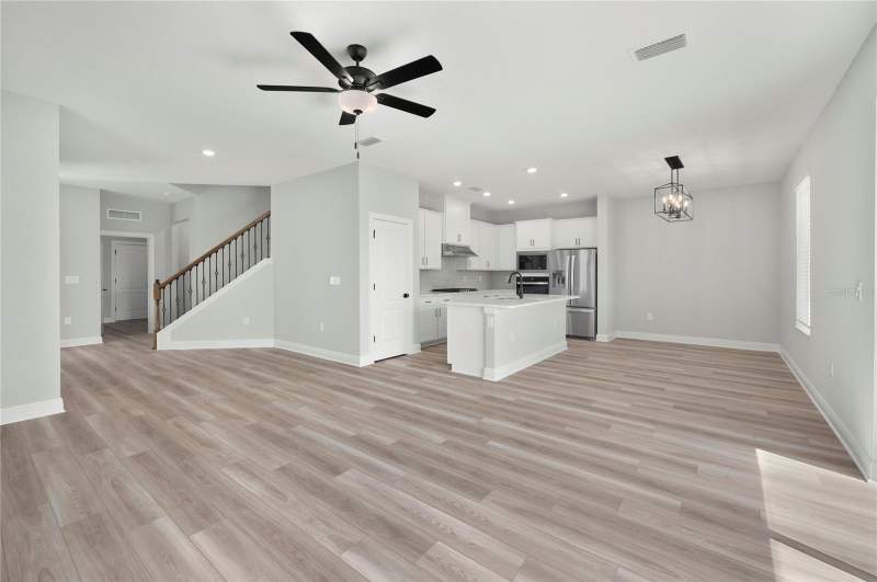 6 bedroom Single Family Residence at 7813 Marlow Place, Reunion Village Phase 4, Kissimmee — photo 3