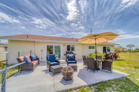 9150 Arrid Circle, Port Charlotte FL - photo 10 of 44