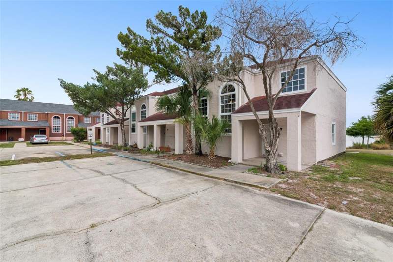 2 bedroom Townhouse at 214 Majors Lane #F, Jazsam Twnhms, Kissimmee — photo 5