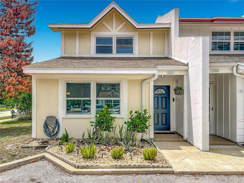 2312 S PARK AVENUE home for sale in Park Ave Villas