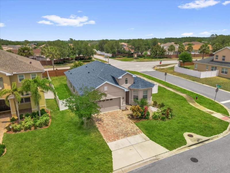 3 bedroom Single Family Residence at 16780 Meadows Street, Greater Lakes Ph 3, Clermont — photo 2