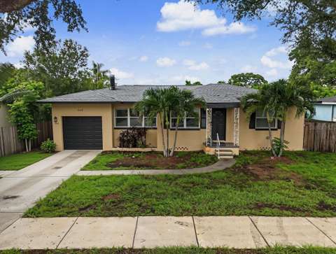 1542 Lakeview Road, home for sale on Lakeview Road