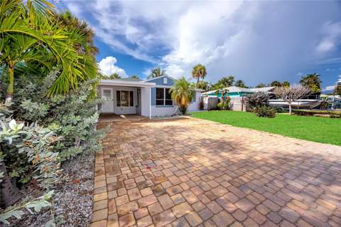 504 79th Avenue, St Pete Beach FL - photo 8 of 53