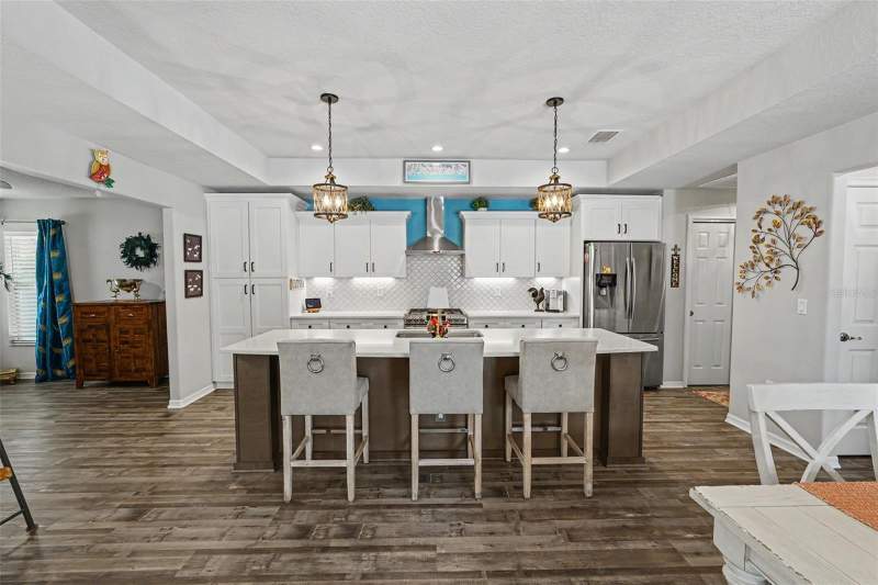 3 bedroom Single Family Residence at 13416 Whitmarsh Street, Lindenwood, Spring Hill — photo 2