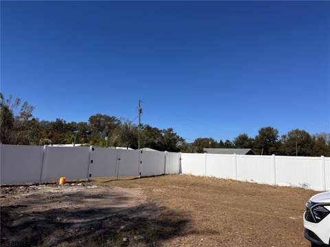 7647 Shannon Lane, Zephyrhills FL - photo 23 of 34