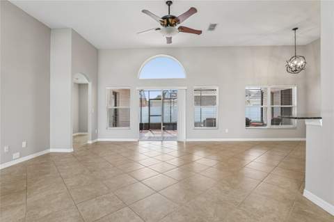 4612 Huron Bay Circle, Kissimmee FL - photo 10 of 49