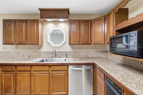6928 Sawgrass Drive, St Cloud FL - photo 17 of 57