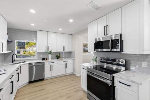 7301 S West Shore Boulevard, Tampa FL - photo 8 of 22