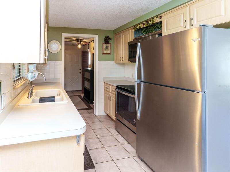 3 bedroom Single Family Residence at 6155 Illinois Avenue, New Port Richey City, New Port Richey — photo 4