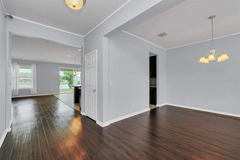 5 bedroom Single Family Residence at 3740 Mt Vernon Way, Preserve At Tapestry Ph 3 & 4, Kissimmee — photo 3