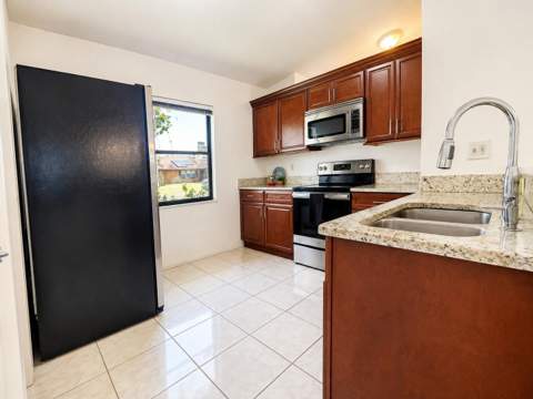 340 Chiquita Court, Kissimmee FL - photo 8 of 31