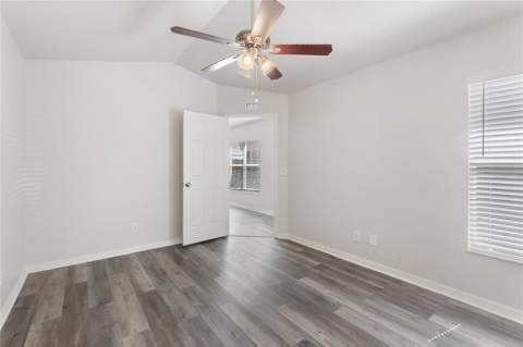7456 Oxford Garden Circle, Apollo Beach FL - photo 17 of 24