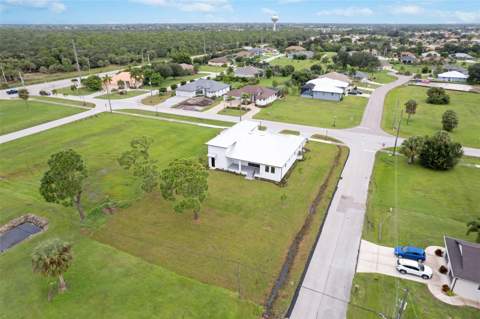 801 Royal Poinciana, Punta Gorda FL - photo 6 of 6