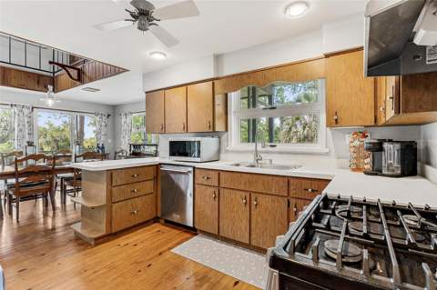 7373 Circle Drive, Lady Lake FL - photo 19 of 50