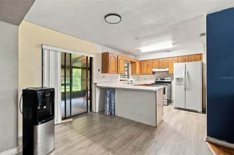 8010 Sharon Drive, Tampa FL - photo 22 of 63