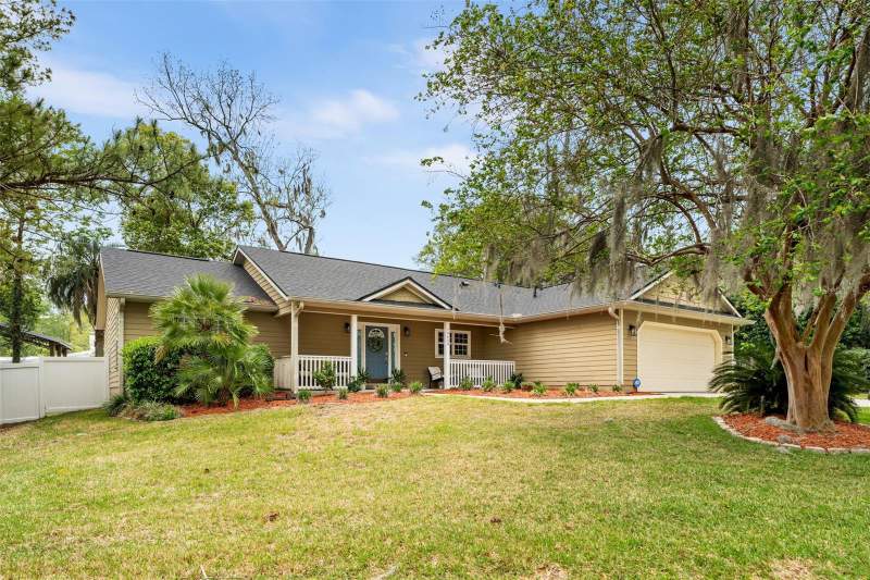 3 bedroom Single Family Residence at 14659 NW 150th Place, Santa Fe Station Ph 2, Alachua — photo 2