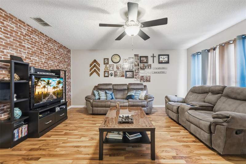 3 bedroom Townhouse at 9439 Comeau Street, Citrus Oaks Ph 02, Gotha — photo 4