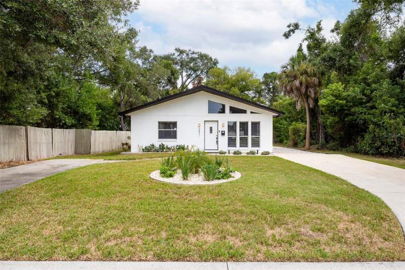 2 bedroom Single Family Residence at 2801 51st Avenue, Maximo Heights, St Petersburg — photo 2