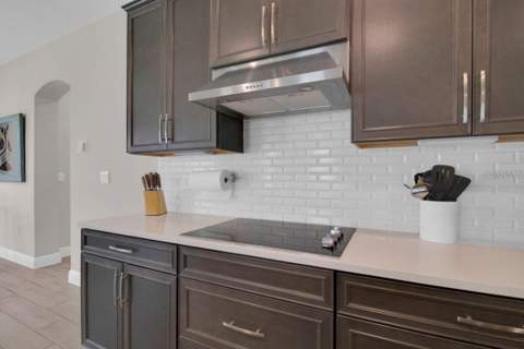 8768 Sonoma Coast Drive, Winter Garden FL - photo 8 of 38