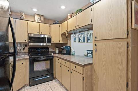 1345 Pine Ridge Circle #A2, Tarpon Springs FL - photo 9 of 33