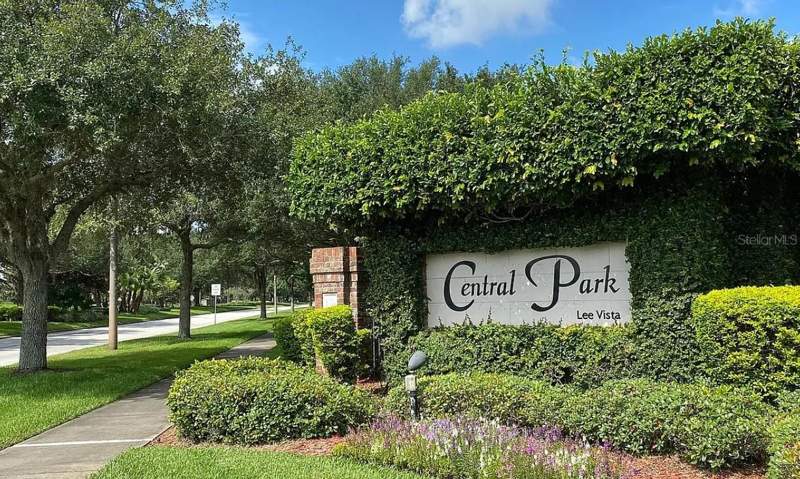 Central Park On Lee Vista
