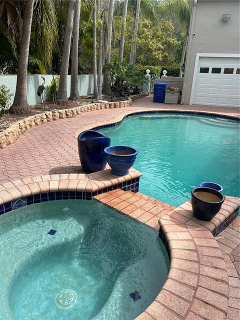 1648 Lago Vista Boulevard, Palm Harbor FL - photo 10 of 58