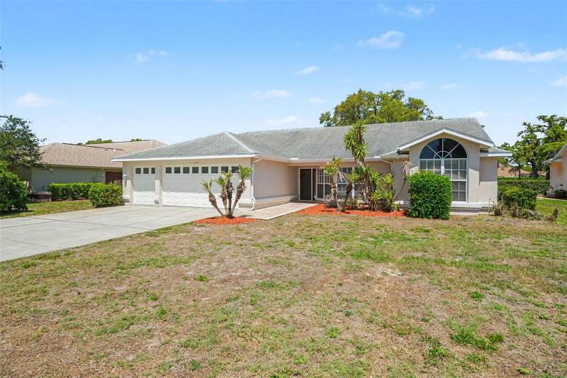 3 bedroom Single Family Residence at 9389 Fox Hollow Lane, Glen Lakes Ph 1, Weeki Wachee — photo 2