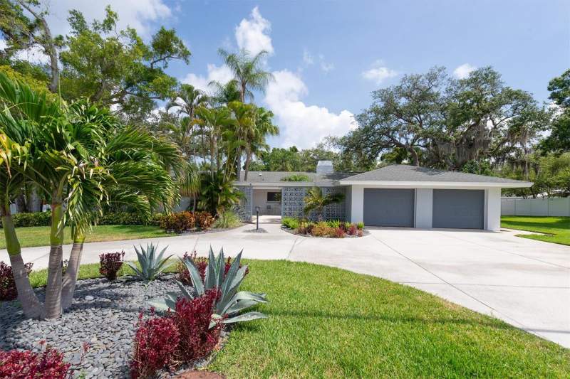 5 bedroom Single Family Residence at 1350 FAIRWAY DRIVE, FAIRWAY ESTATES 4TH ADD, DUNEDIN — photo 5