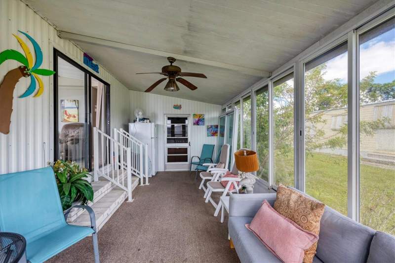 3 bedroom Manufactured Home at 7324 Candace Lane, Village Holiday Lake, Port Charlotte — photo 2